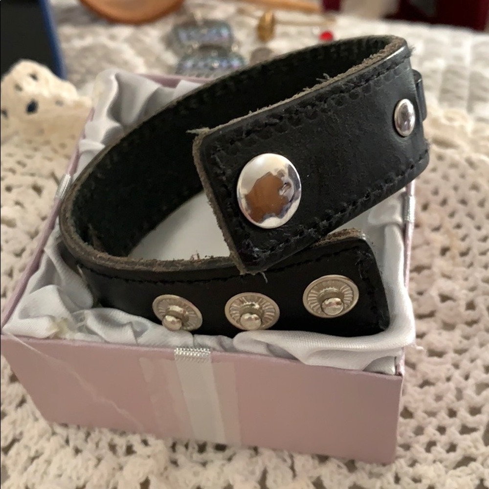 Bracelet - Picture 2 of 2